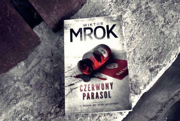 Wiktor Mrok „Czerwony Parasol” | Nie zawsze jest dobrze